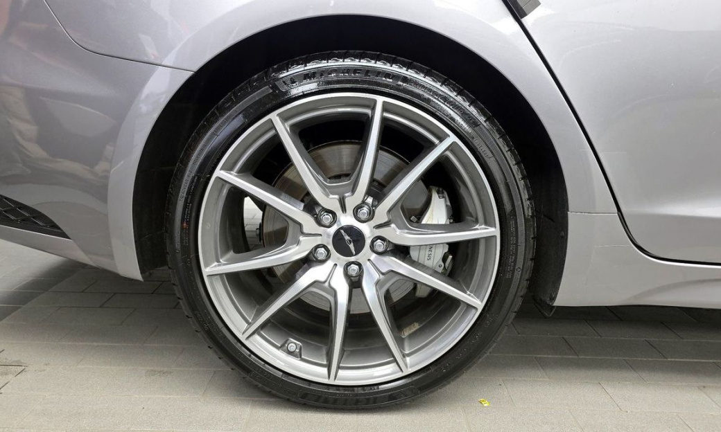 Genesis G70 Gasoline 2.5T 4WD, 2025