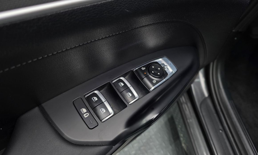 Kia K5 2.0, 2024