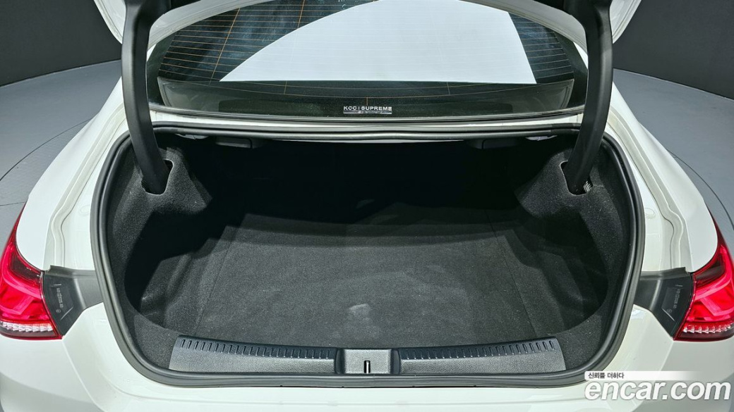 Mercedes-Benz CLA-Class CLA250 4MATIC, 2023