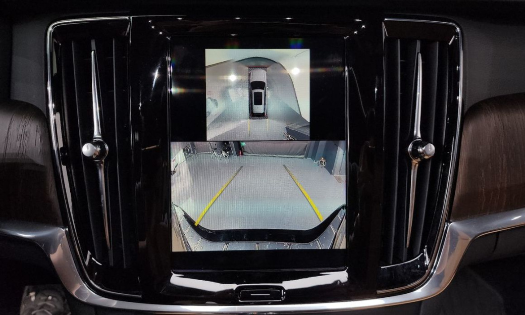Volvo V90 B5 Ultimate AWD, 2024