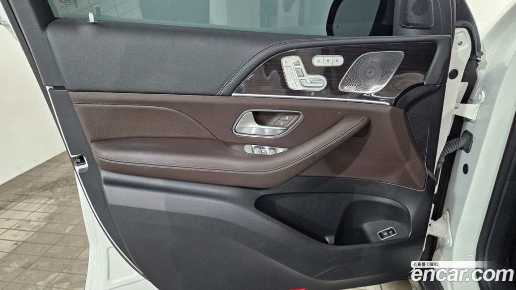 Mercedes-Benz GLE-Class GLE300d 4MATIC, 2023