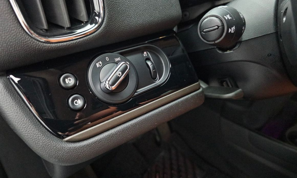 Mini Countryman Classic Plus Launch Pack, 2024