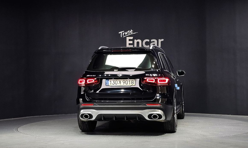 Mercedes-Benz GLB-Class AMG GLB35 4MATIC, 2021
