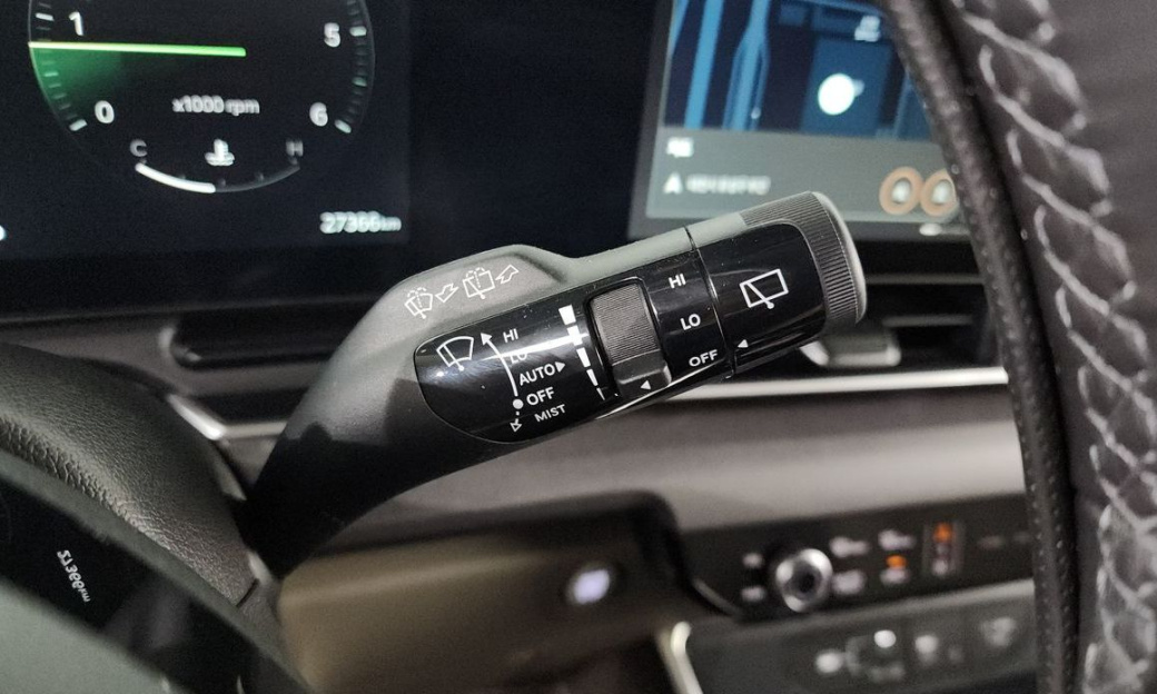 Kia Carnival 9-Seater Noblesse, 2025