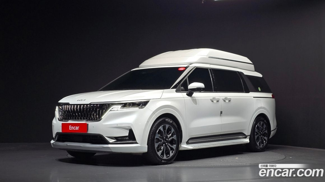 Kia Carnival 7-Seater Hi-Limousine, 2023