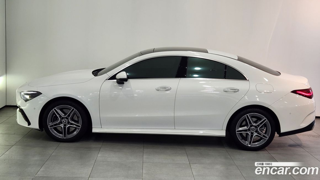 Mercedes-Benz CLA-Class CLA250 4MATIC, 2025