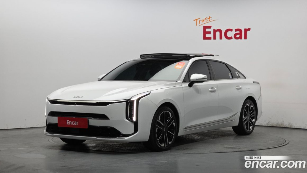 Kia K8 2.5 Gasoline 2WD, 2025