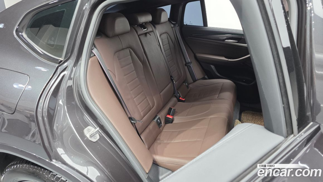 BMW X4 xDrive20i M Sports Pro, 2023