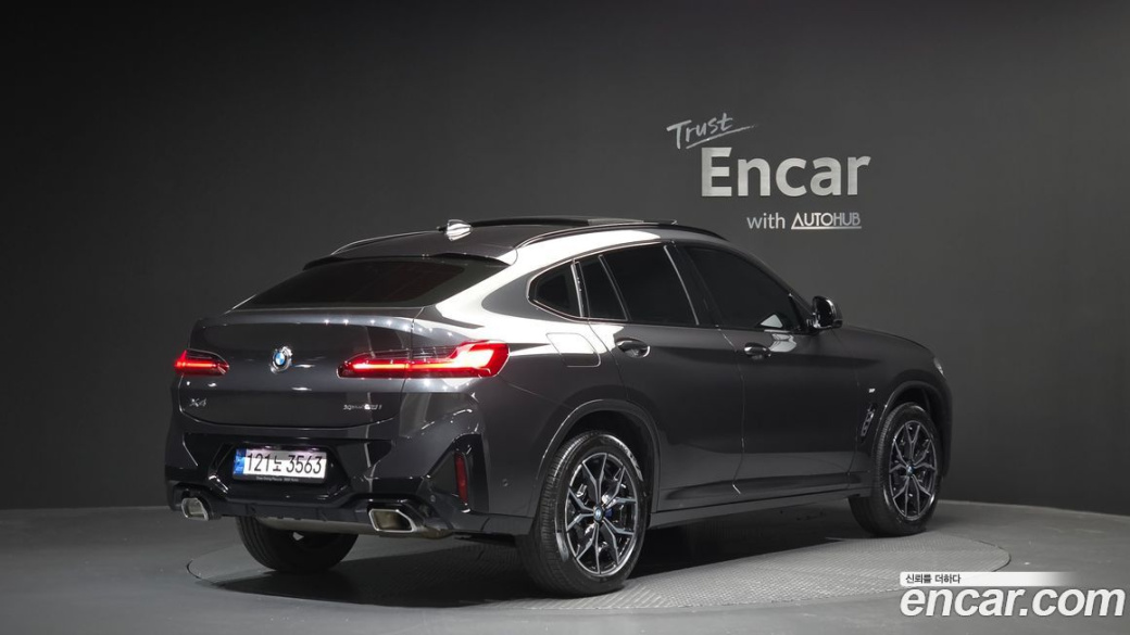 BMW X4 xDrive20i M Sport, 2022