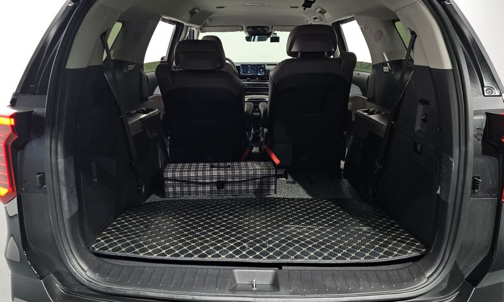 Kia Carnival 7-Seater Noblesse, 2025