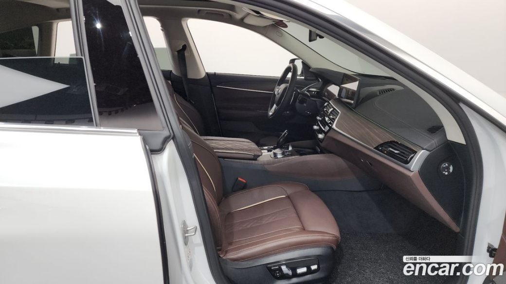 BMW Gran Turismo 630i xDrive Luxury, 2024