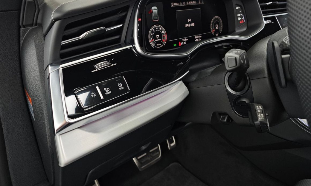 Audi Q8 55 TFSI Quattro Premium, 2026