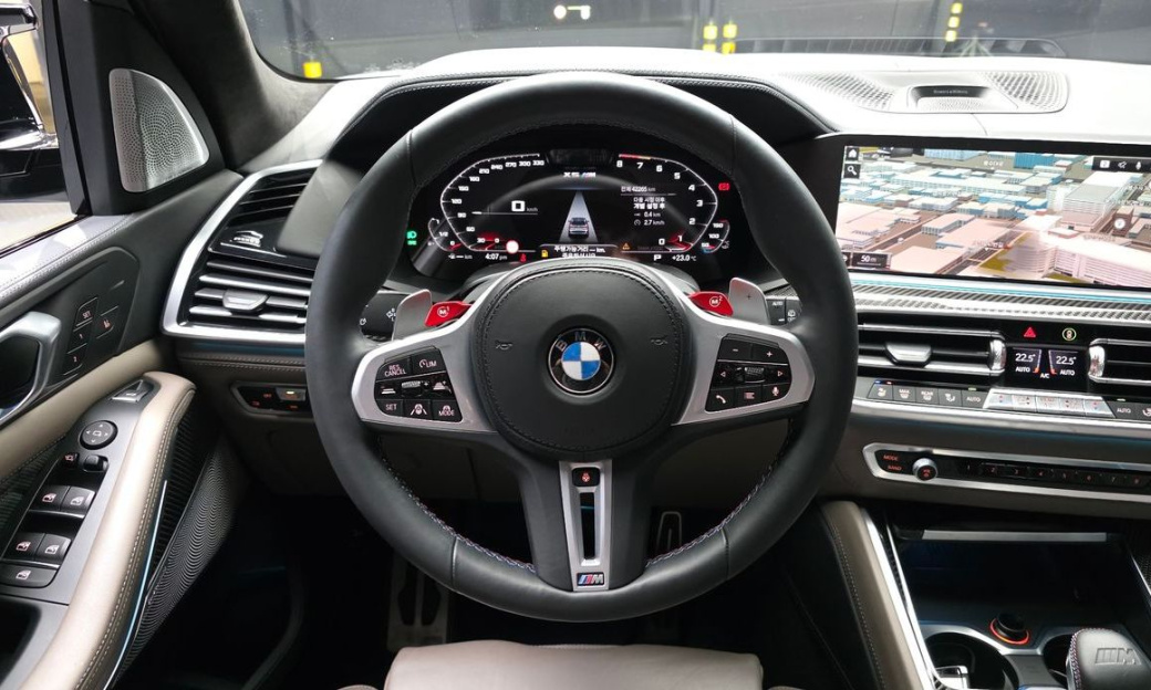 BMW X5M 4.4 Competition, 2022