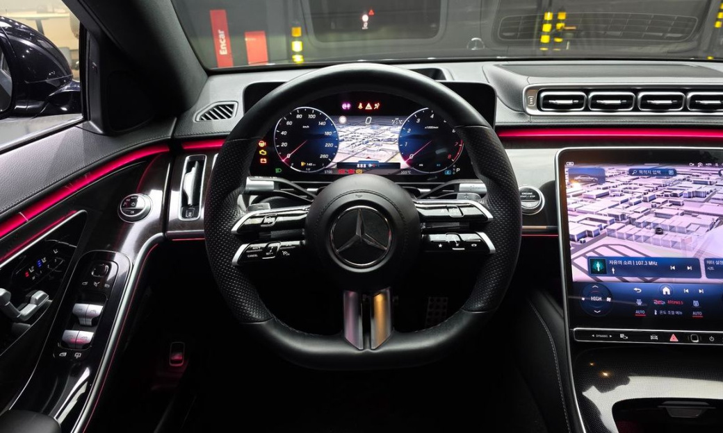 Mercedes-Benz S-Class S500L 4MATIC, 2022