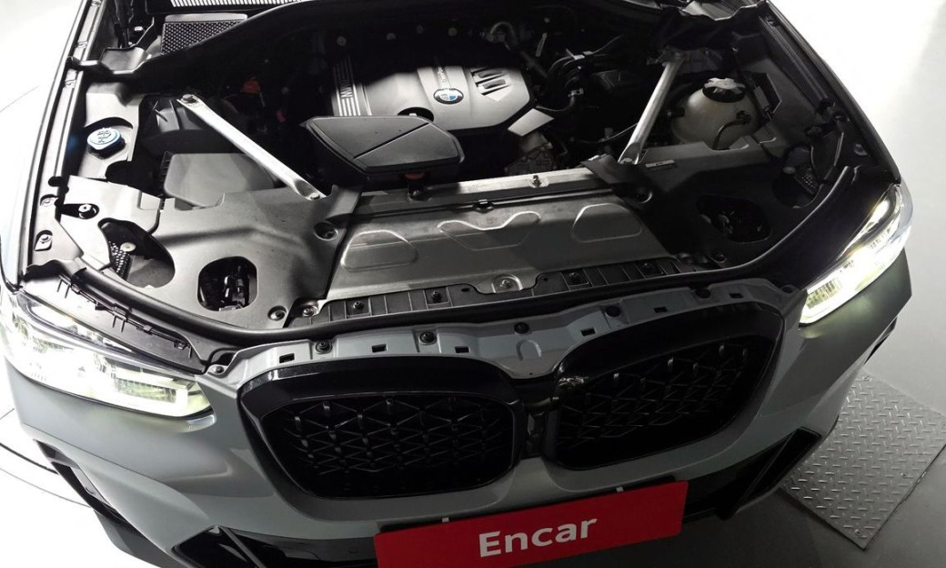 BMW X4 xDrive20d M Sport, 2025