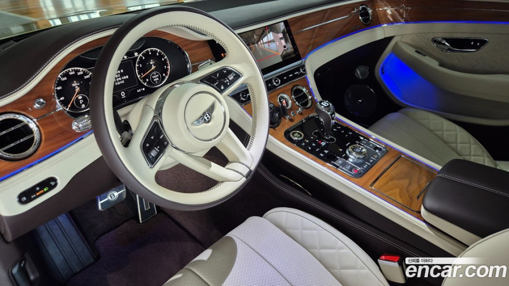 Bentley Continental 4.0 GT Azure, 2023