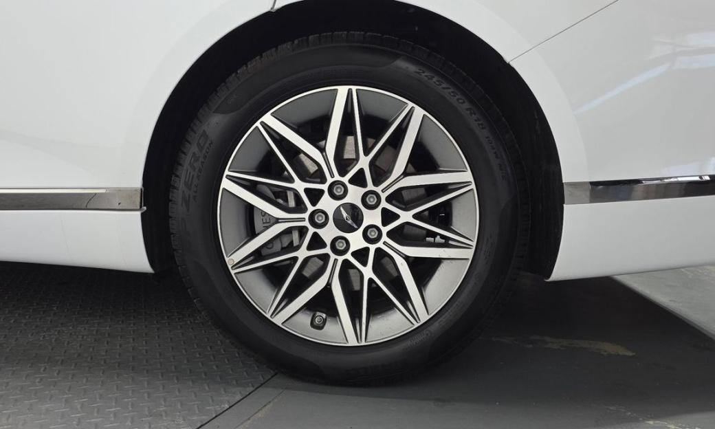 Genesis G80 Gasoline 2.5 Turbo AWD, 2025