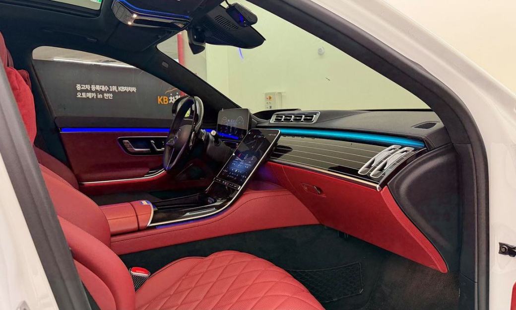 Mercedes-Benz S-Class S580L 4MATIC, 2025