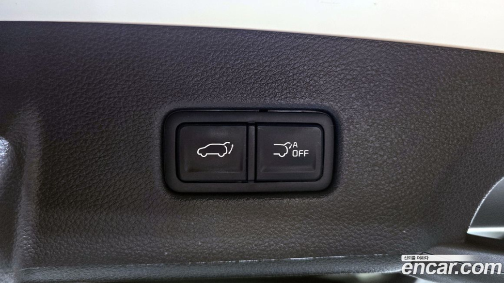 Kia Carnival 9-Seater Signature, 2023