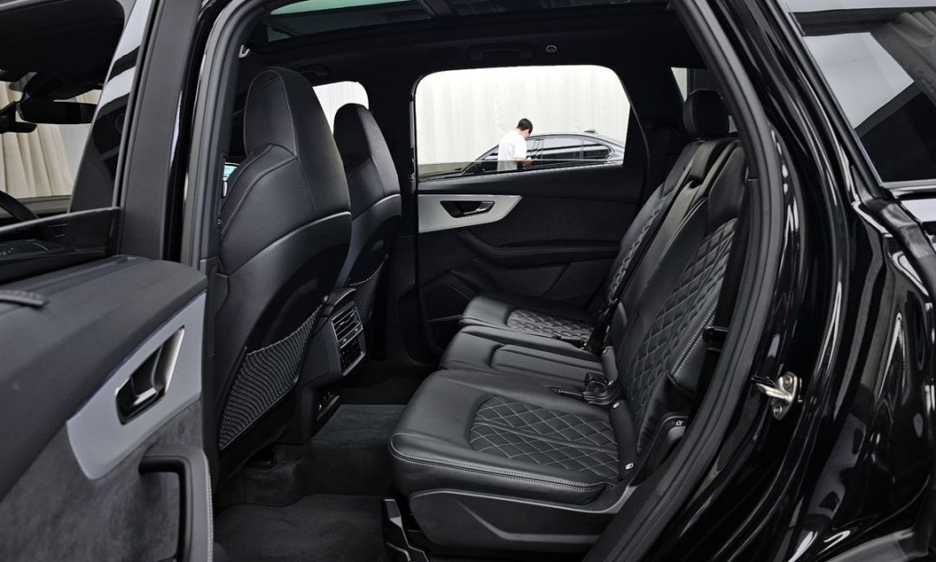 Audi Q7 55 TFSI Quattro Premium, 2025