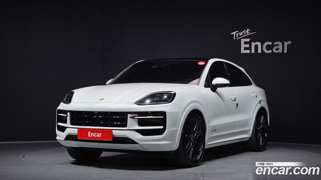 Porsche Cayenne 4.0 GTS Coupe, 2025