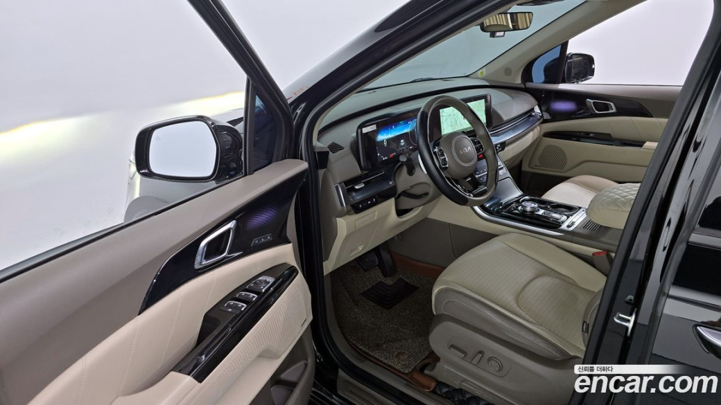 Kia Carnival 7-Seater Hi-Limousine, 2023