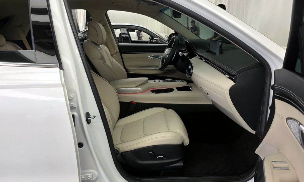 Genesis GV70 2.5T Gasoline 2WD, 2024