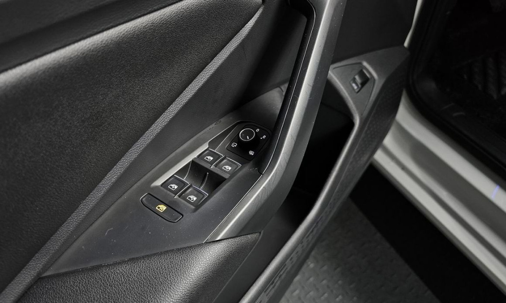 Volkswagen Jetta 1.4 TSI Prestige, 2021