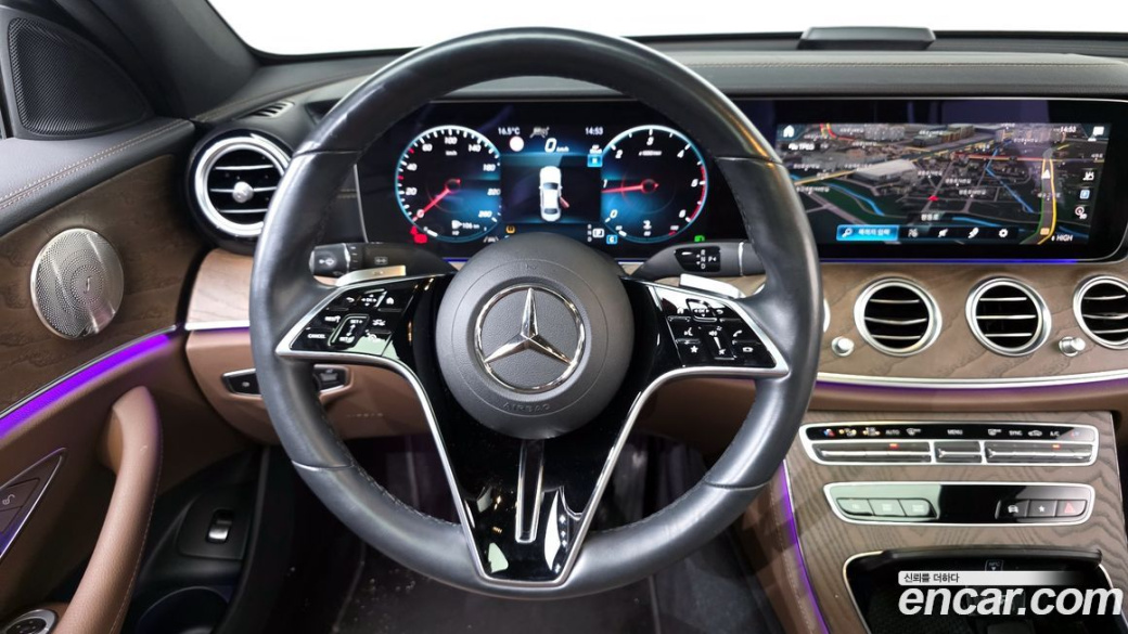 Mercedes-Benz E-Class E220d 4MATIC Exclusive, 2022