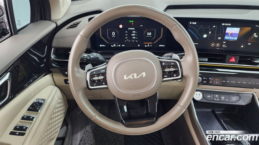 Kia Carnival 9-Seater Signature, 2024