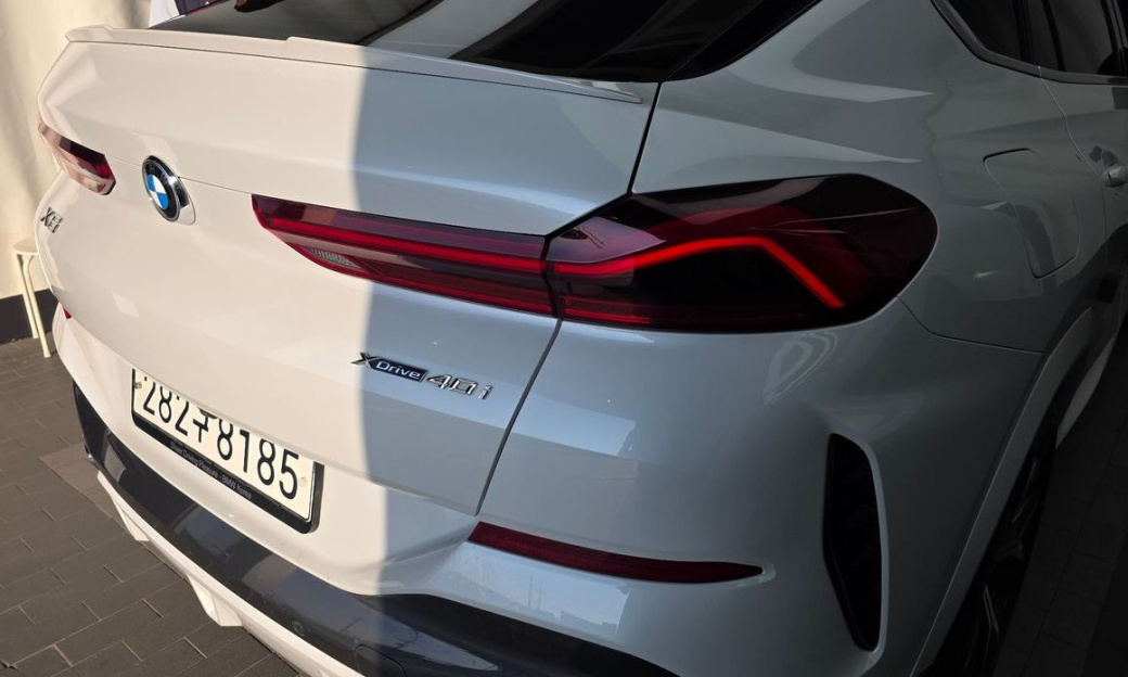 BMW X6 xDrive40i M Sport, 2022