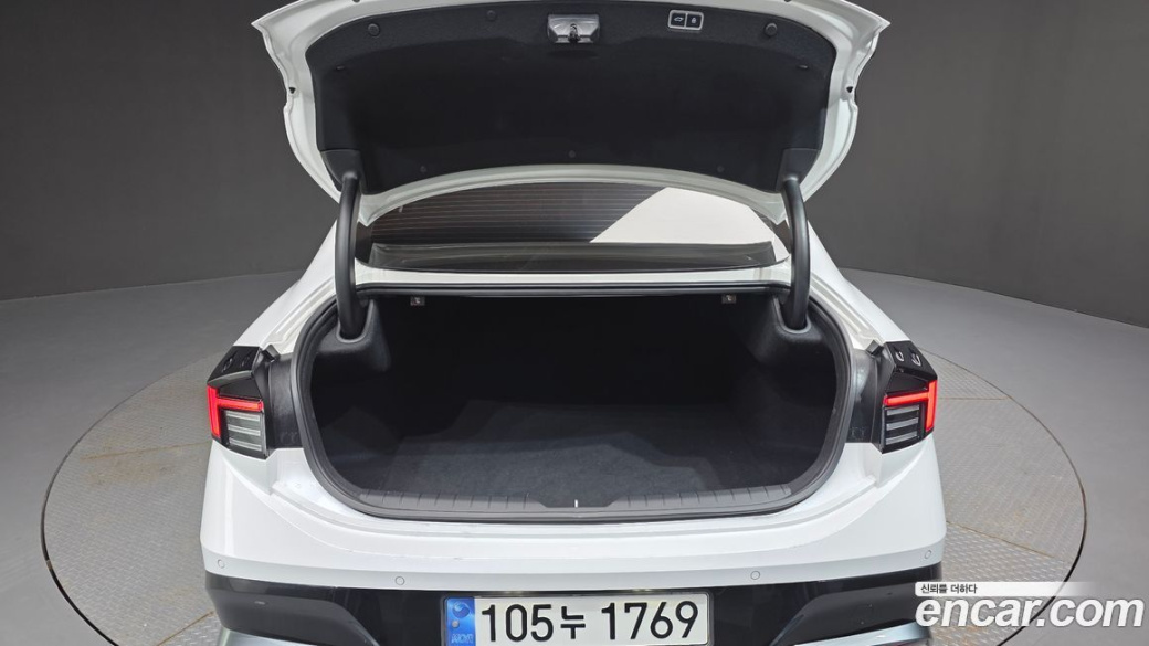 Hyundai Sonata 2.0, 2024