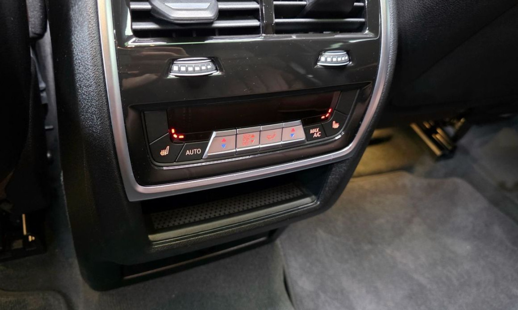 BMW X6 xDrive40i M Sport, 2024