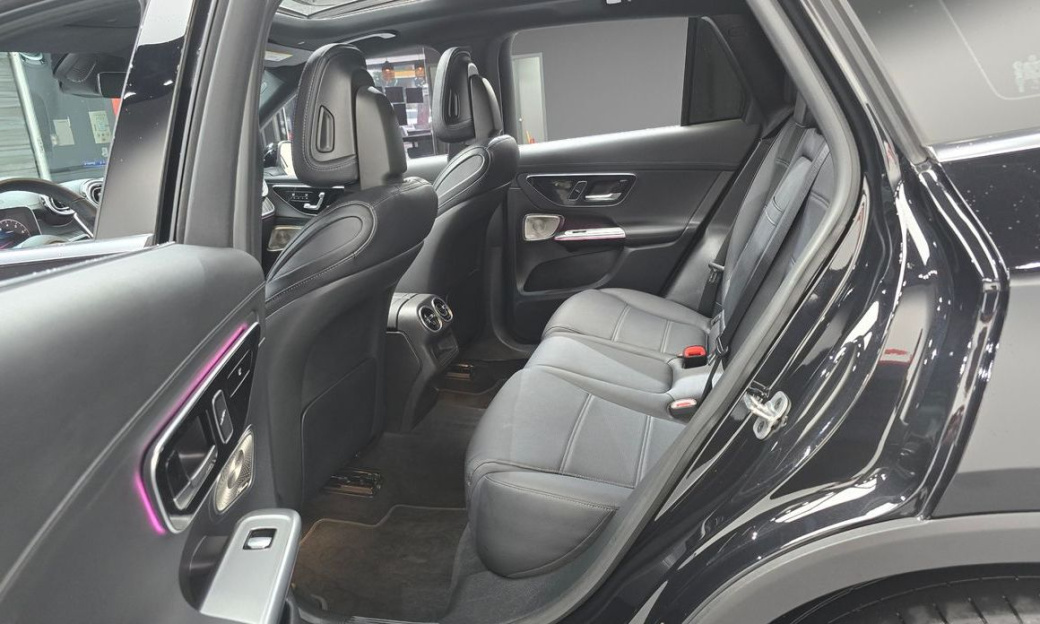 Mercedes-Benz GLC-Class GLC 300 4MATIC Avantgarde, 2025