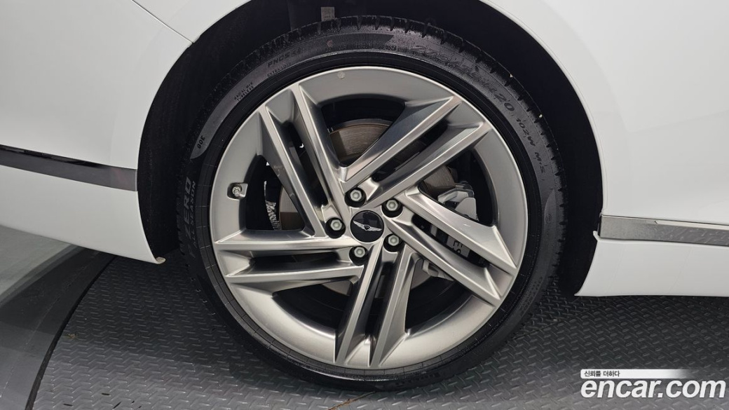 Genesis G80 Gasoline 2.5 Turbo AWD, 2026