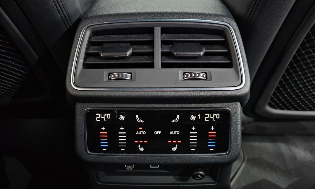 Audi A6 45 TFSI Quattro Premium, 2022