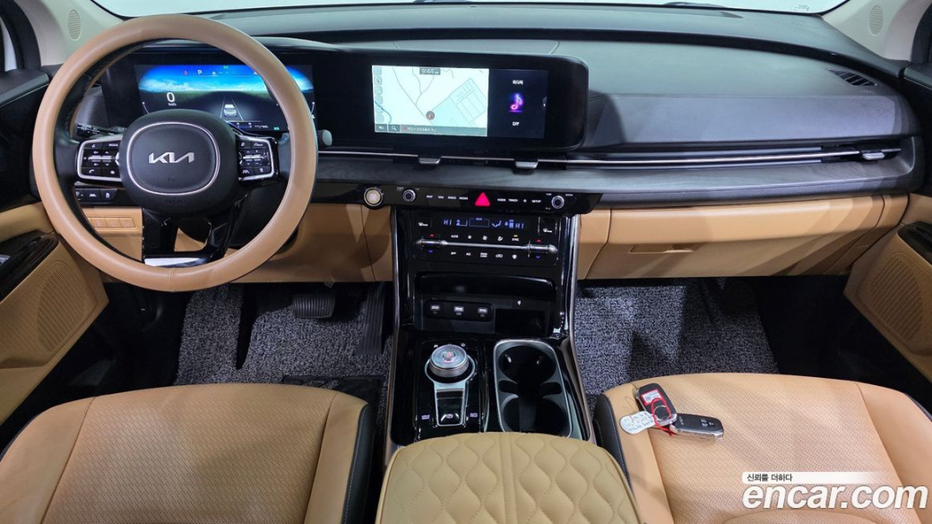 Kia Carnival 9-Seater Signature, 2023