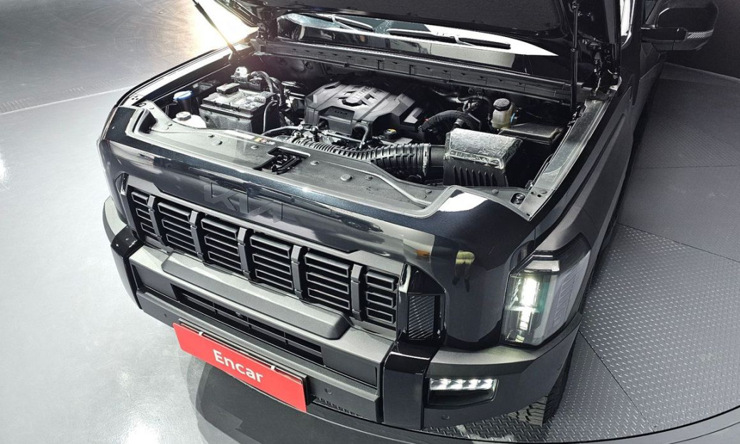Kia Tasman 2.5T Gasoline 4WD, 2026