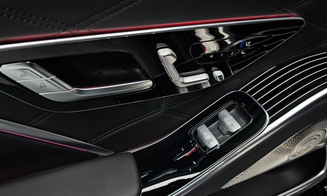 Mercedes-Benz S-Class Maybach S580 4MATIC, 2025