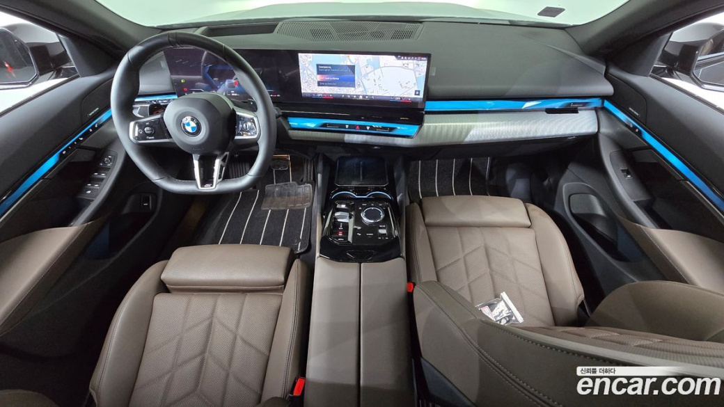 BMW 5-Series 520i M Sport, 2025