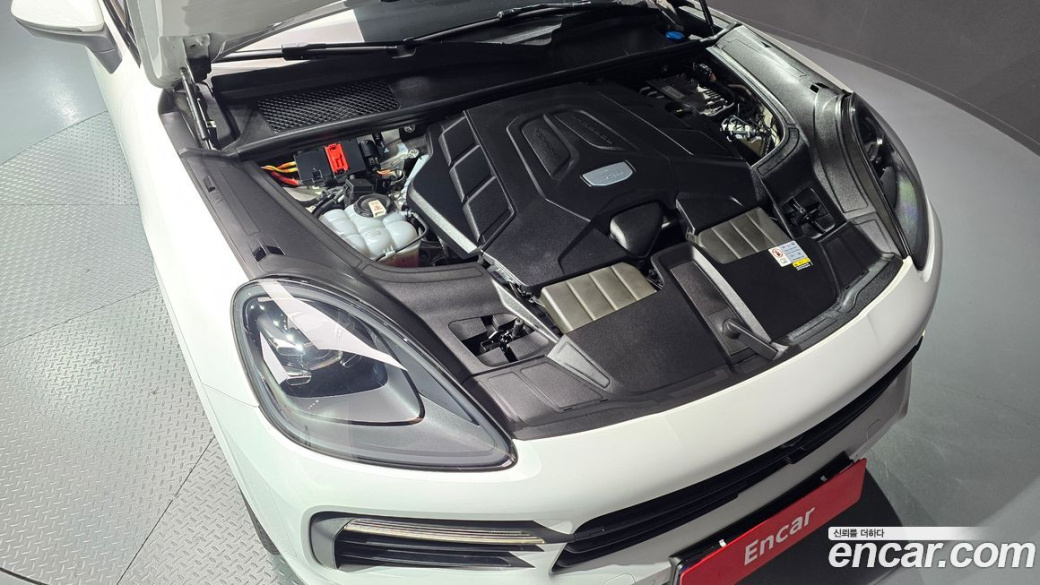 Porsche Cayenne 3.0, 2023