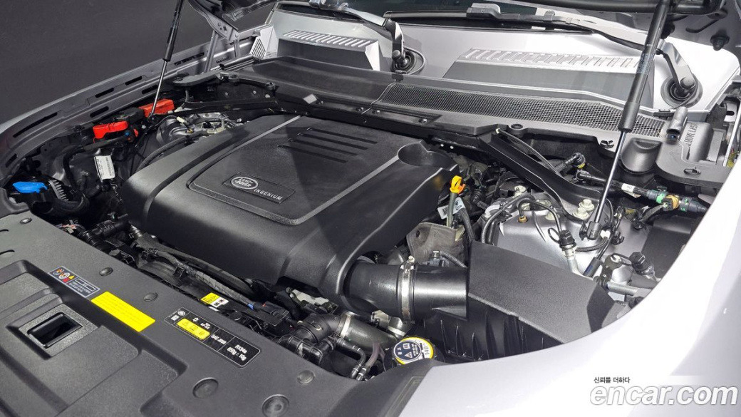 Land Rover Defender 110 P300 X-Dynamic SE, 2024
