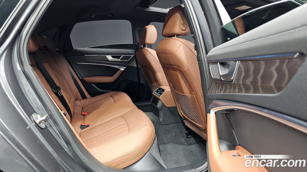 Audi A6 45 TFSI Quattro Premium, 2022