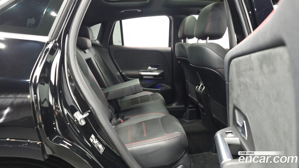 Mercedes-Benz GLA-Class GLA250 4MATIC, 2026