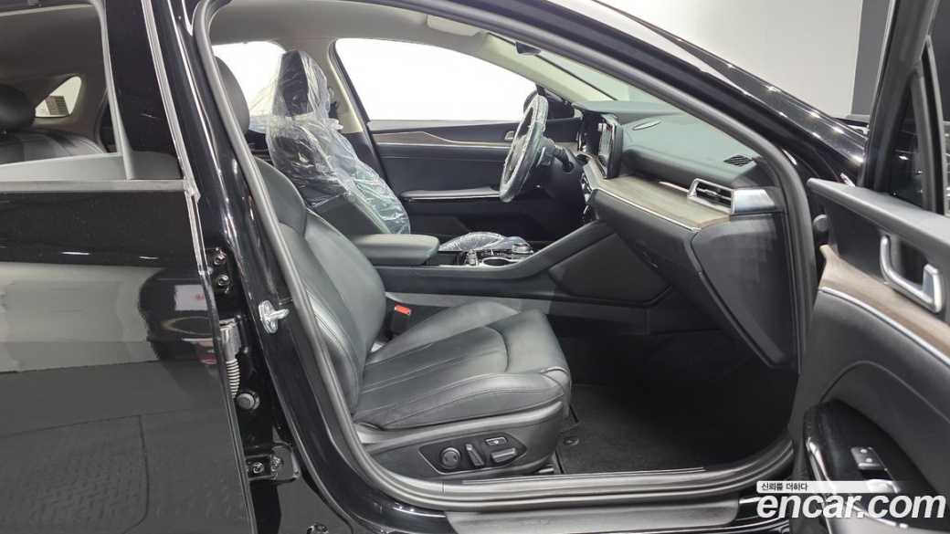 Kia K5 2.0, 2023