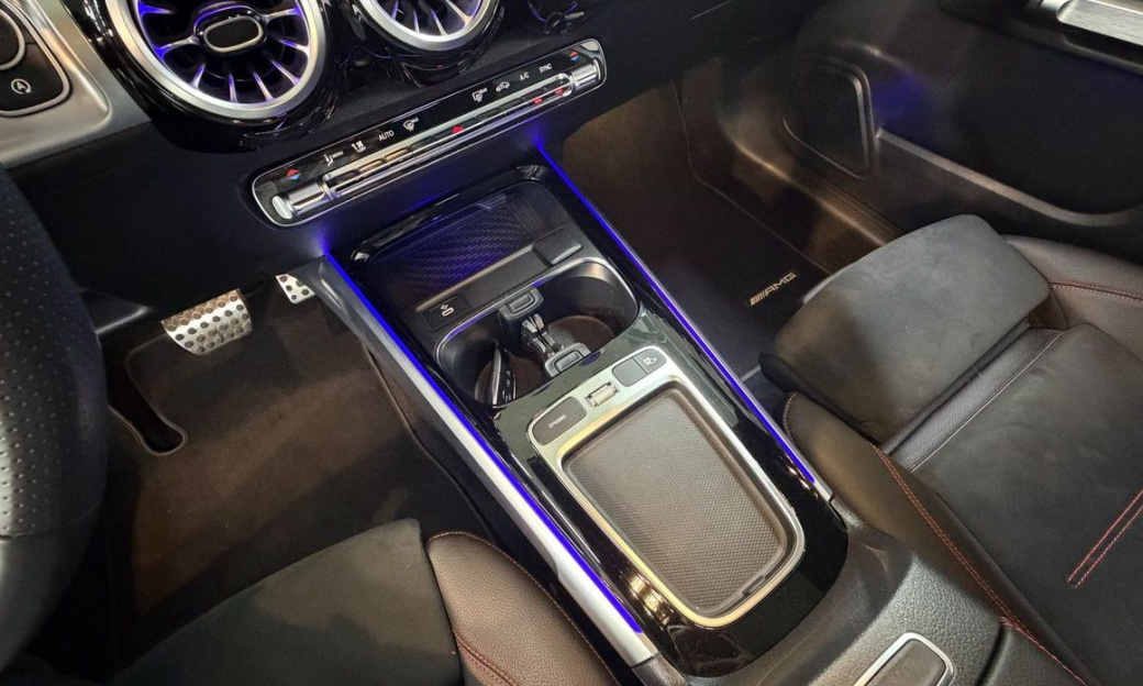 Mercedes-Benz GLB-Class GLB250 4MATIC, 2025