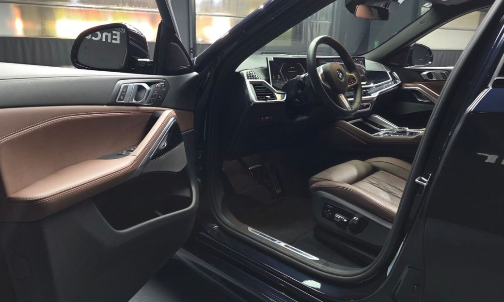 BMW X6 xDrive40i M Sport, 2025