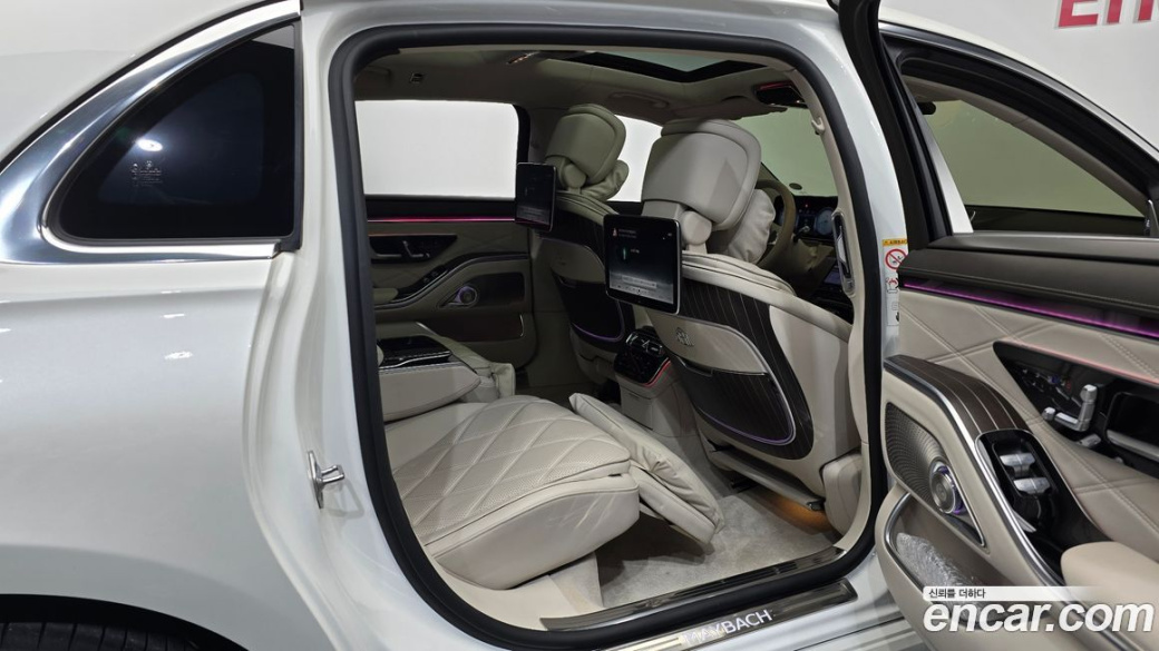 Mercedes-Benz S-Class Maybach S680 4MATIC, 2023
