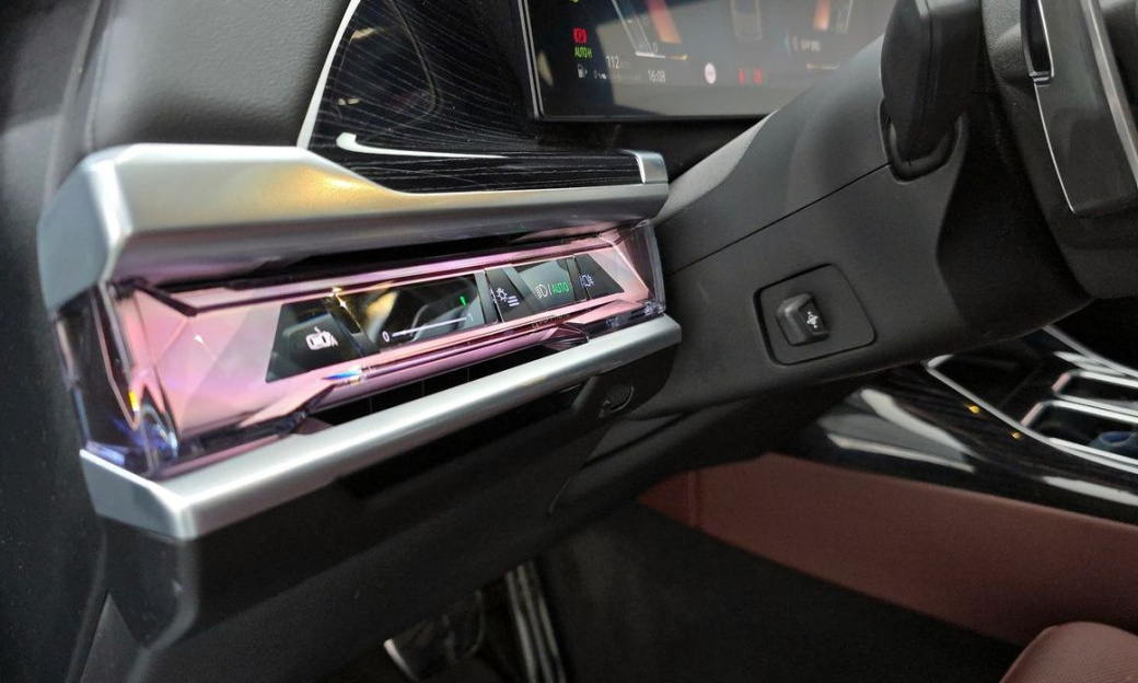 BMW 7-Series 740d xDrive M Sport, 2025