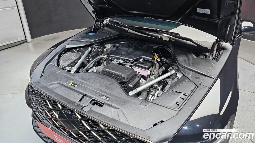 Genesis G80 Gasoline 2.5 Turbo AWD, 2025